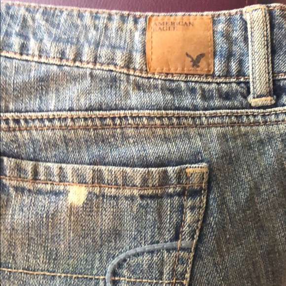 American Eagle distressed jean shorts - Picture 2 of 5